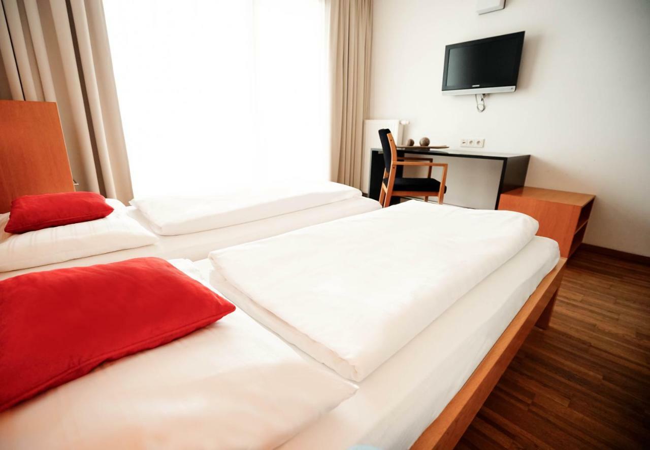 Spes Hotel & Seminare Schlierbach Экстерьер фото